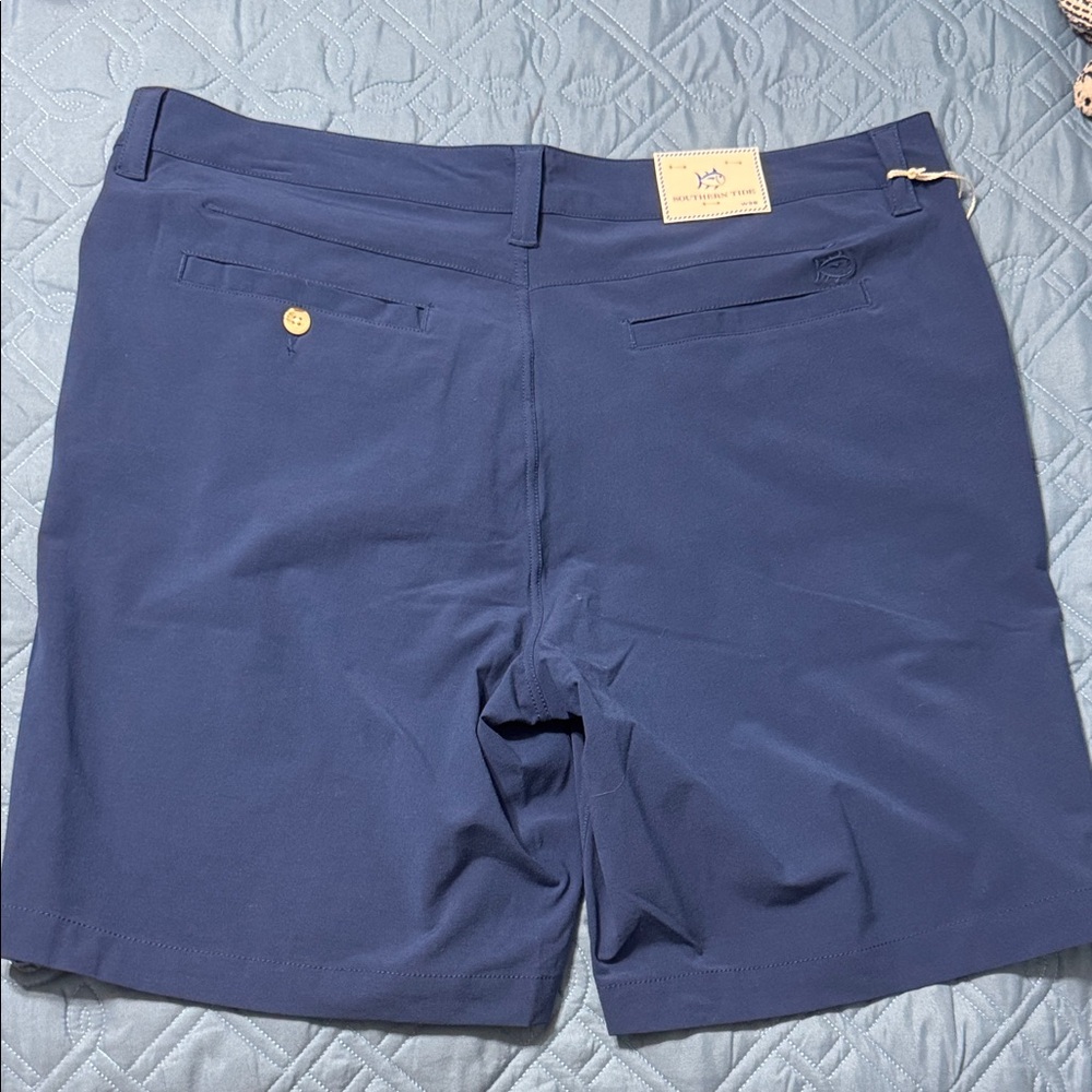 Men's Southern Tide Navy Blue Shorts - Picture 2 of 4